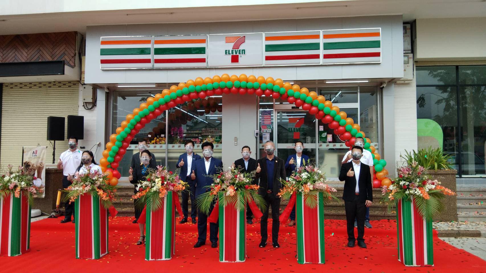 ផ្សារទំនើបលក់រាយ 7-Eleven បើកជាផ្លូវការនៅកម្ពុជាជាលើកដំបូង