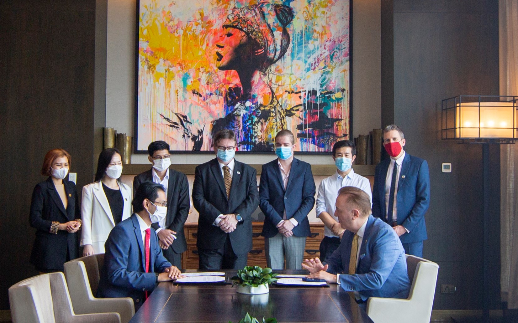 ស្ថាប័នពីរសហការគ្នាលើកស្ទួយវិស័យ SME នៅកម្ពុជា