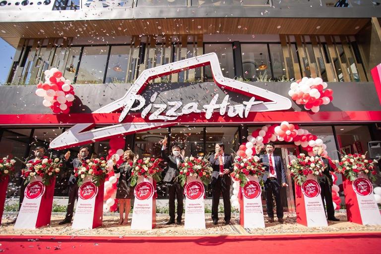 ហាងភីហ្សាហាត់ (Pizza Hut) សាខាចំបងបើកជាផ្លូវការនៅរាជធានីភ្នំពេញ