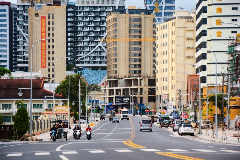 រដ្ឋាភិបាលអនុម័តគម្រោងវិនិយោគបង្កើតរោចក្រផលិតដែកតម្លៃ៤០លានដុល្លារ