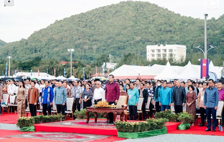 រាជរដ្ឋាភិបាល​បន្តចាត់ទុកវិស័យទេសចរណ៍ជាវិស័យអាទិភាព និង ជា «មាសបៃតង»